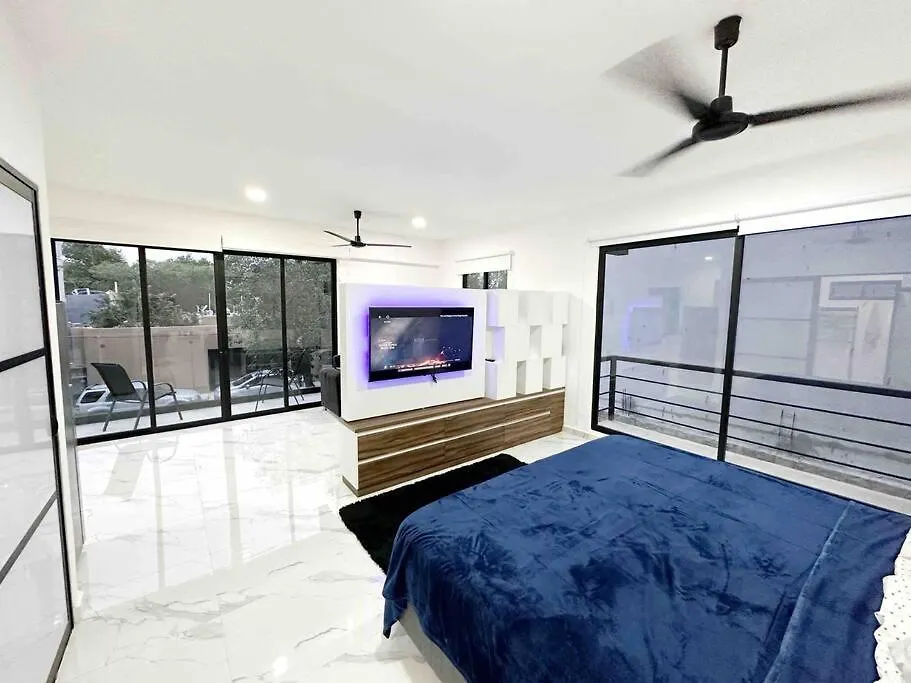 Ferienwohnung Modern Beautiful Loft 8 Min Away From The Beach! Playa del Carmen