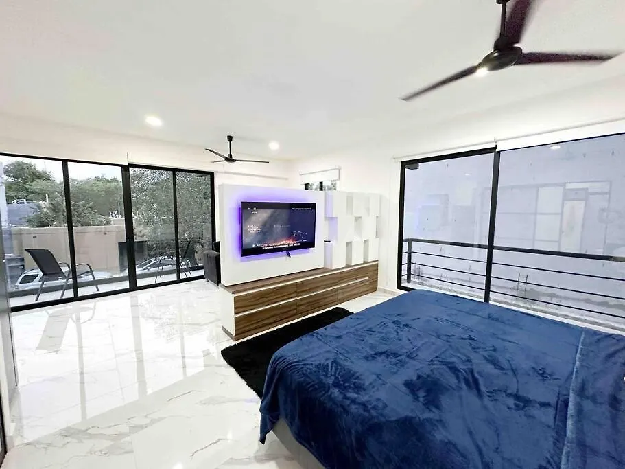 Ferienwohnung Modern Beautiful Loft 8 Min Away From The Beach! Playa del Carmen Apartment